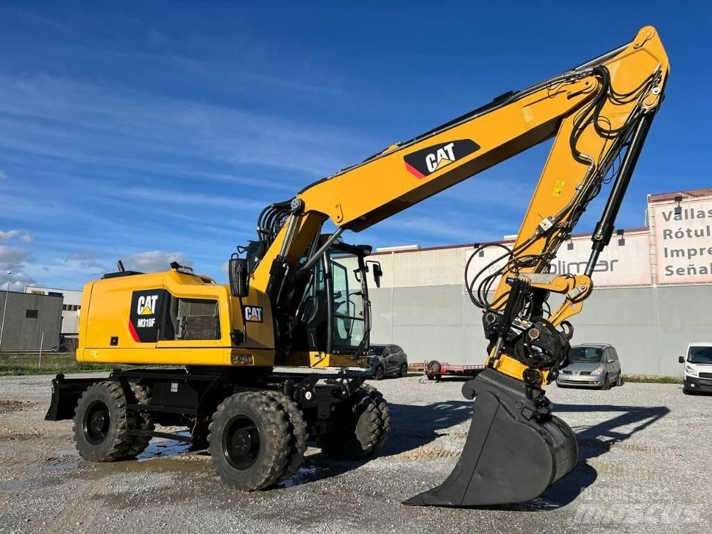 CAT M 318 F Mobilbagger