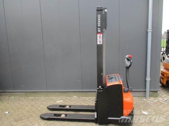 BT SWE 100 Deichselstapler