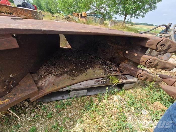 CASE 988 Schaufeln