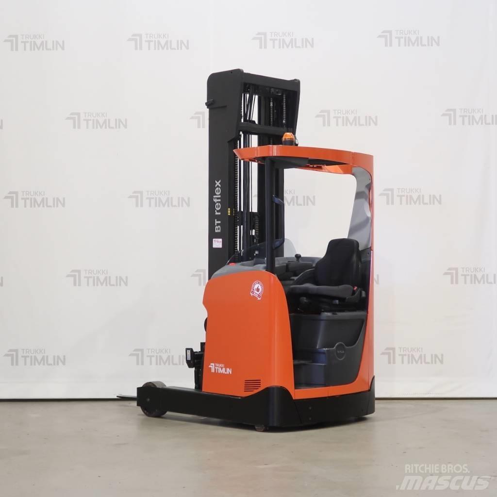 Toyota RRE140H Schubmaststapler