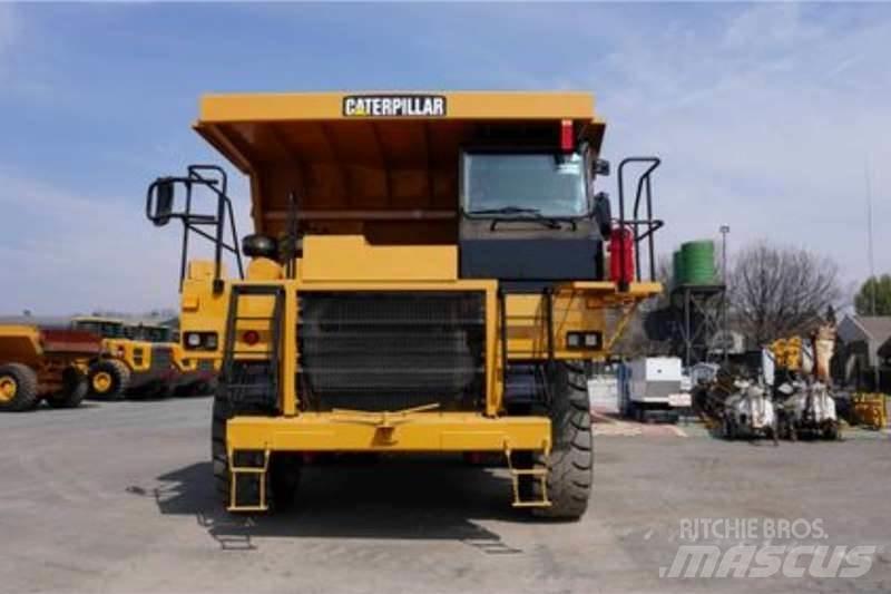 CAT 773E Dumper - Knickgelenk
