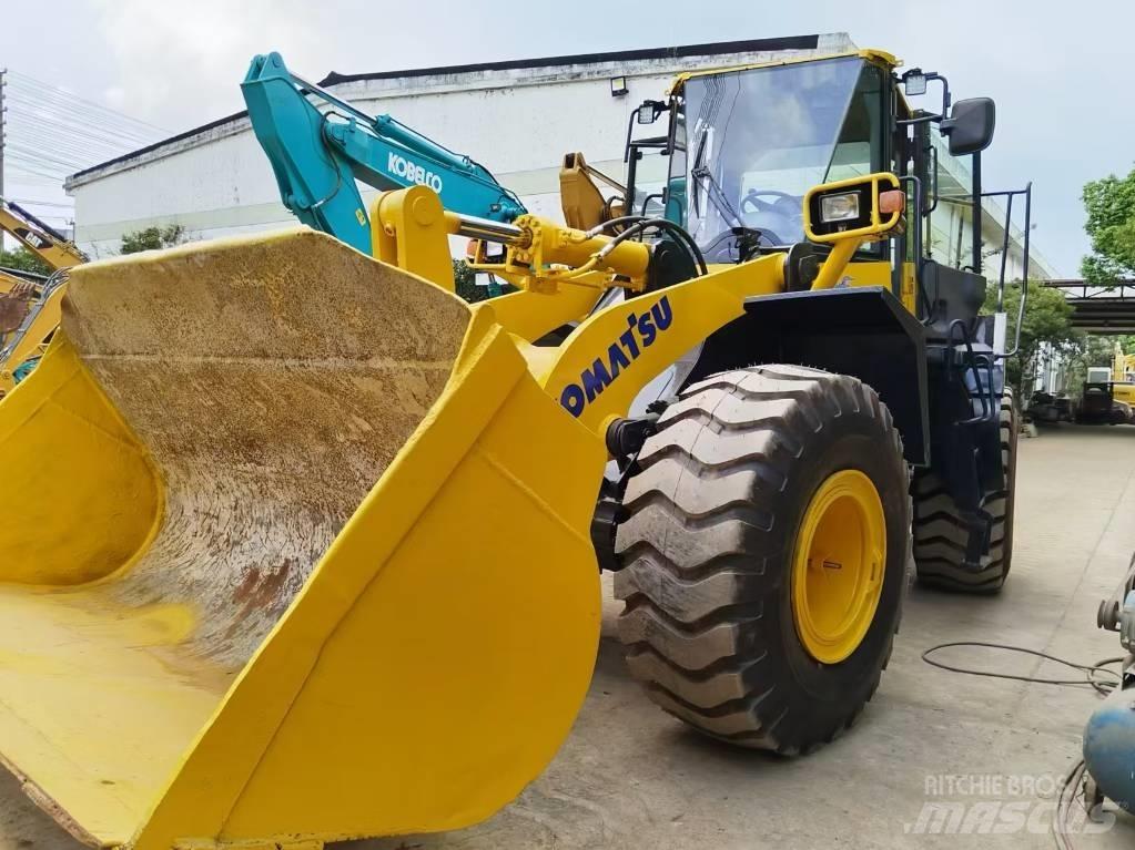 Komatsu WA 380 Radlader