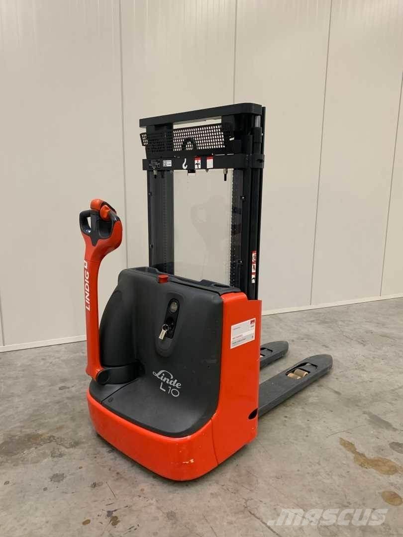 Linde L10B Zelfrijdende stapelaars