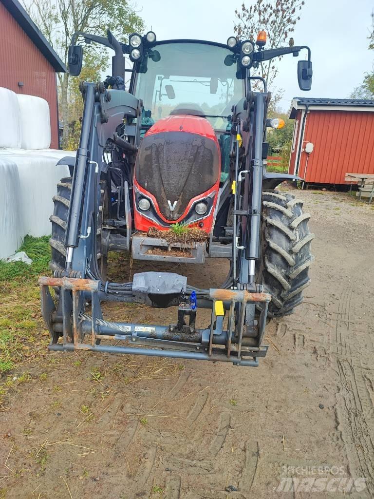 Valtra A 75 Traktoren