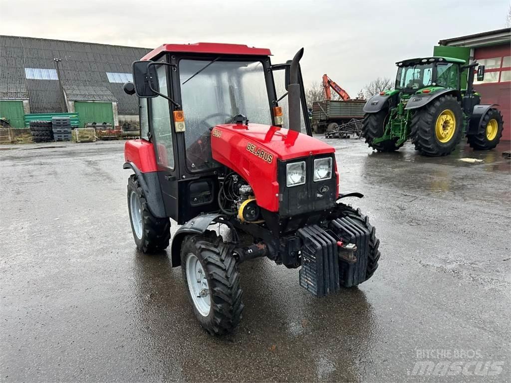 Belarus MTS 320 Traktoren