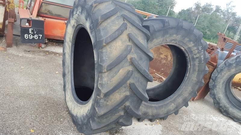  Pneus 540/65R34 Reifen