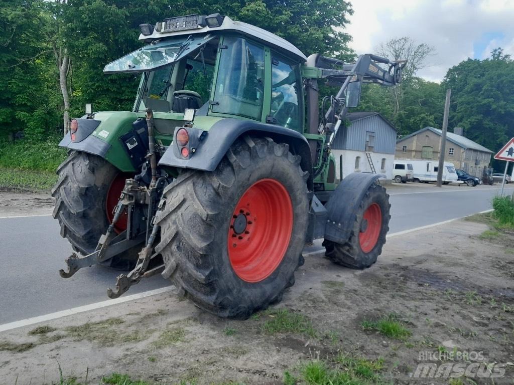 Fendt 712 Vario Traktoren