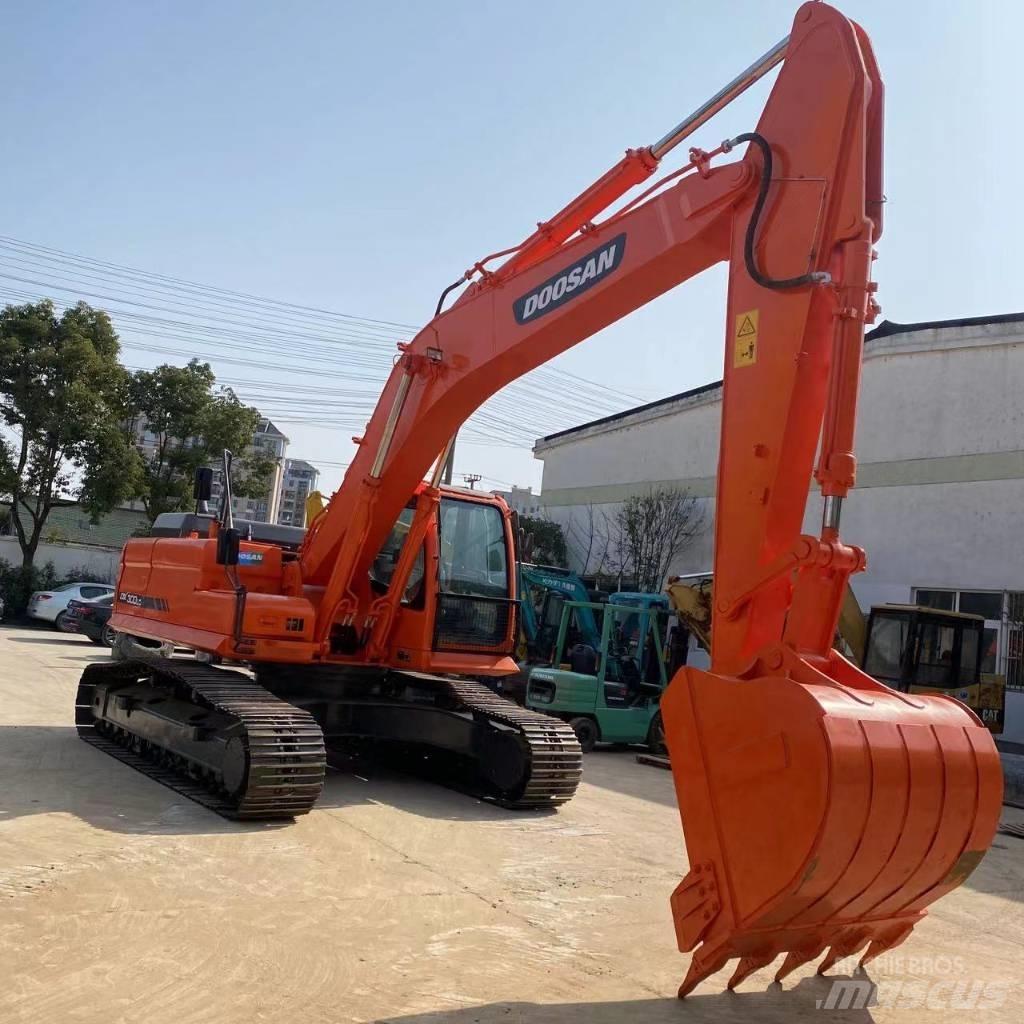 Doosan DX 300 Raupenbagger