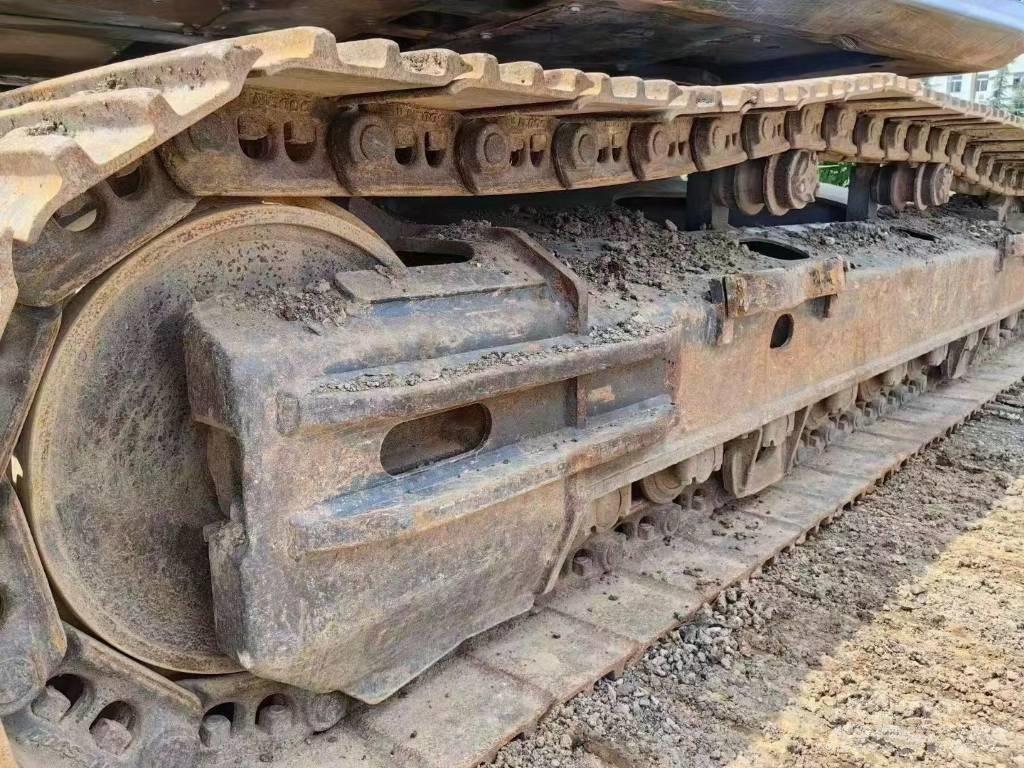 Doosan DX 300 Raupenbagger