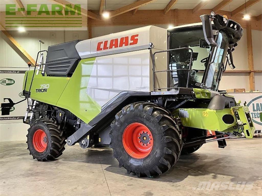 CLAAS trion 730 Mähdrescher
