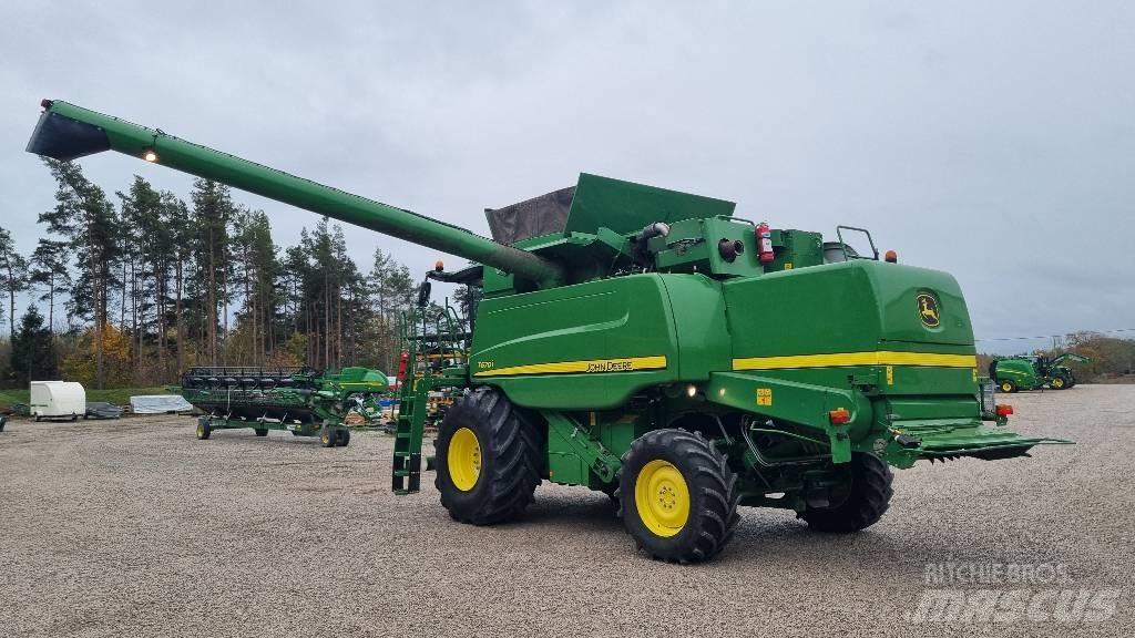 John Deere T670i Mähdrescher
