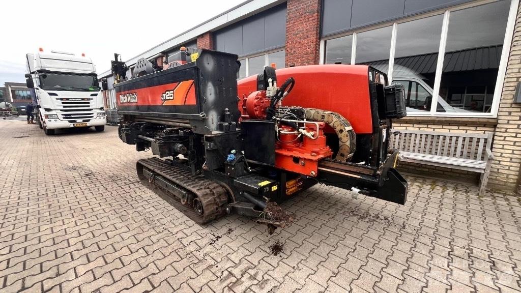 Ditch Witch JT 25 Horizontale Richtungsbohrgeräte