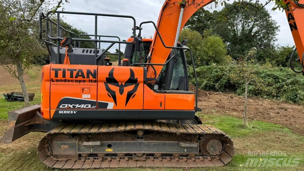 Doosan DX140LC-5 Raupenbagger