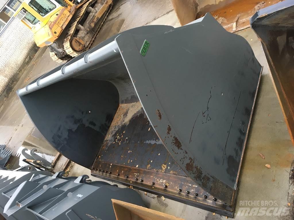 Seiler 14000 L Schaufeln