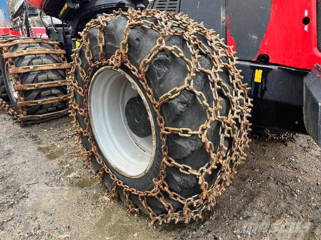 Komatsu 931 Harvester