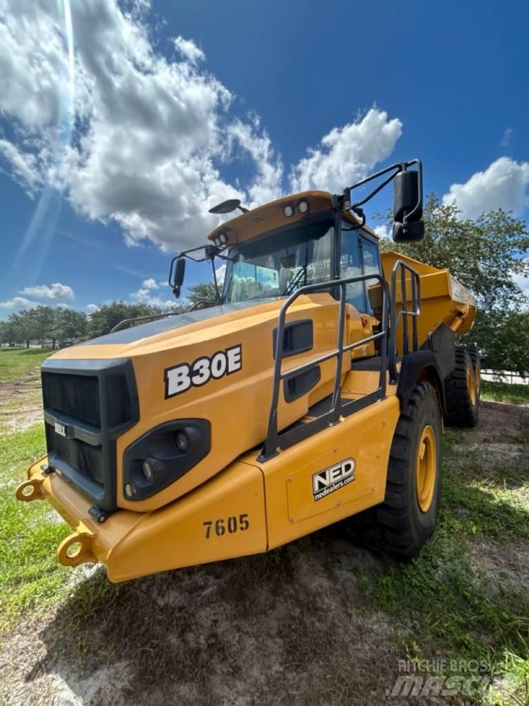 Bell B30E Dumper - Knickgelenk