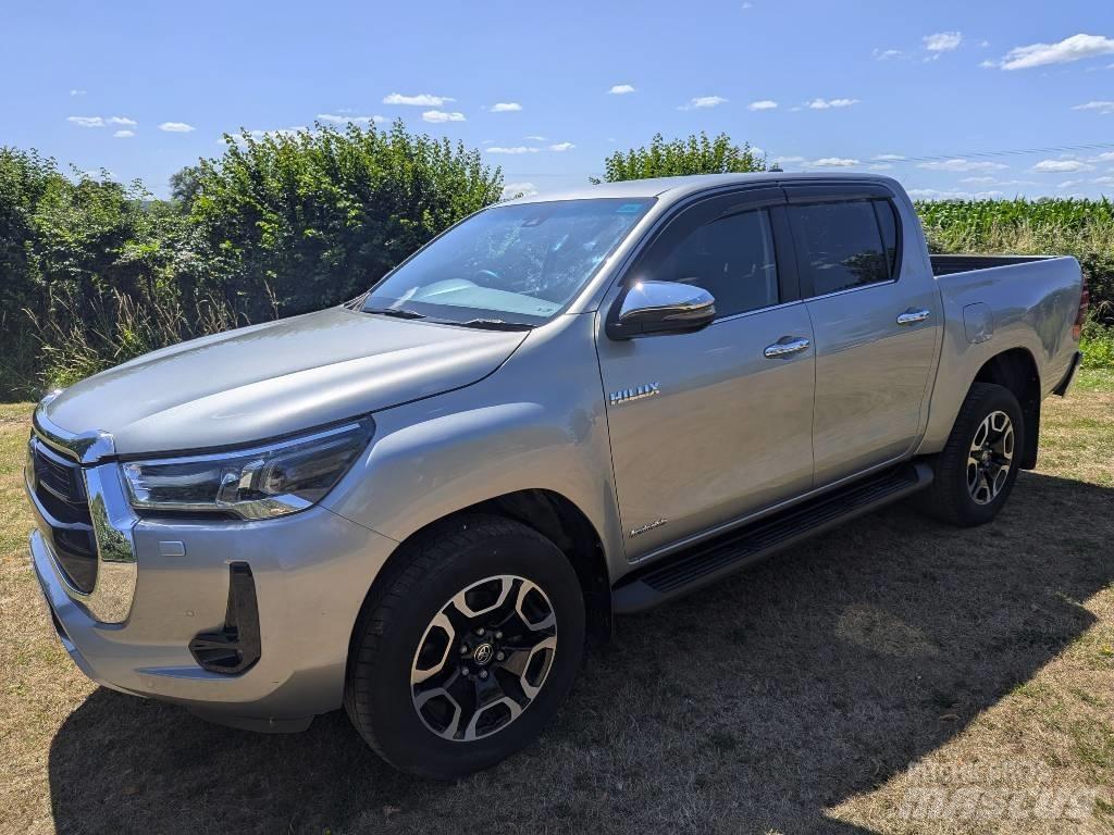 Toyota Hilux Pickup/Pritschenwagen