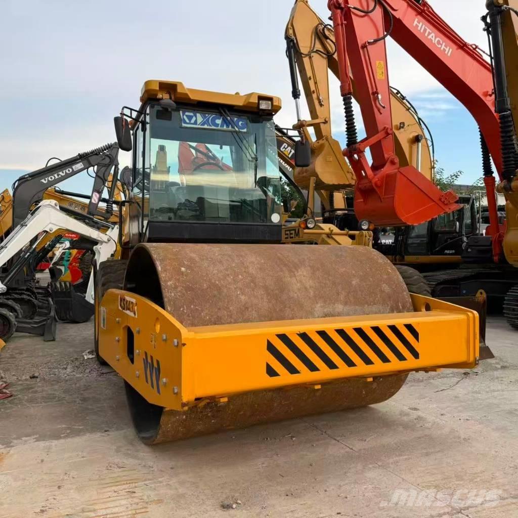 XCMG XS 143 J Walzenzüge