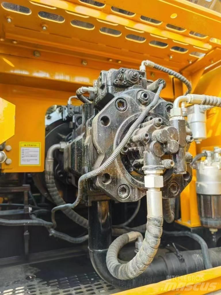 Sany 305 Raupenbagger