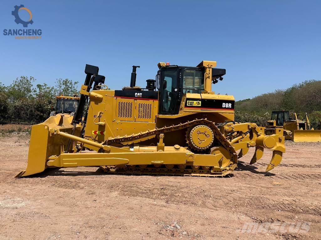 CAT D8R Bulldozer