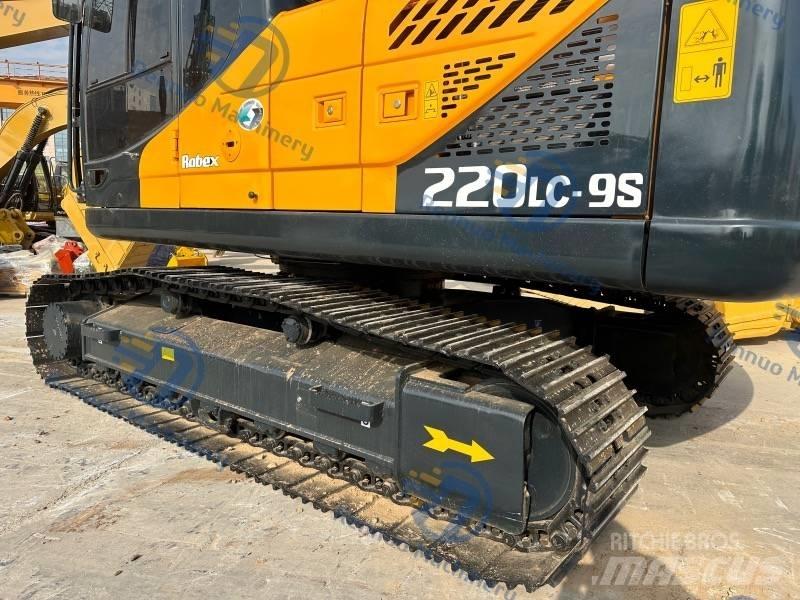 Hyundai R220LC-9S Raupenbagger