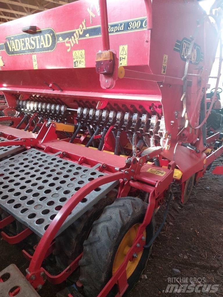 Väderstad Rapid300C Drillmaschinenkombination
