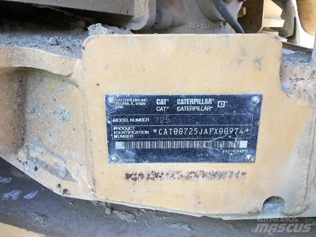 CAT 725 Dumper - Knickgelenk