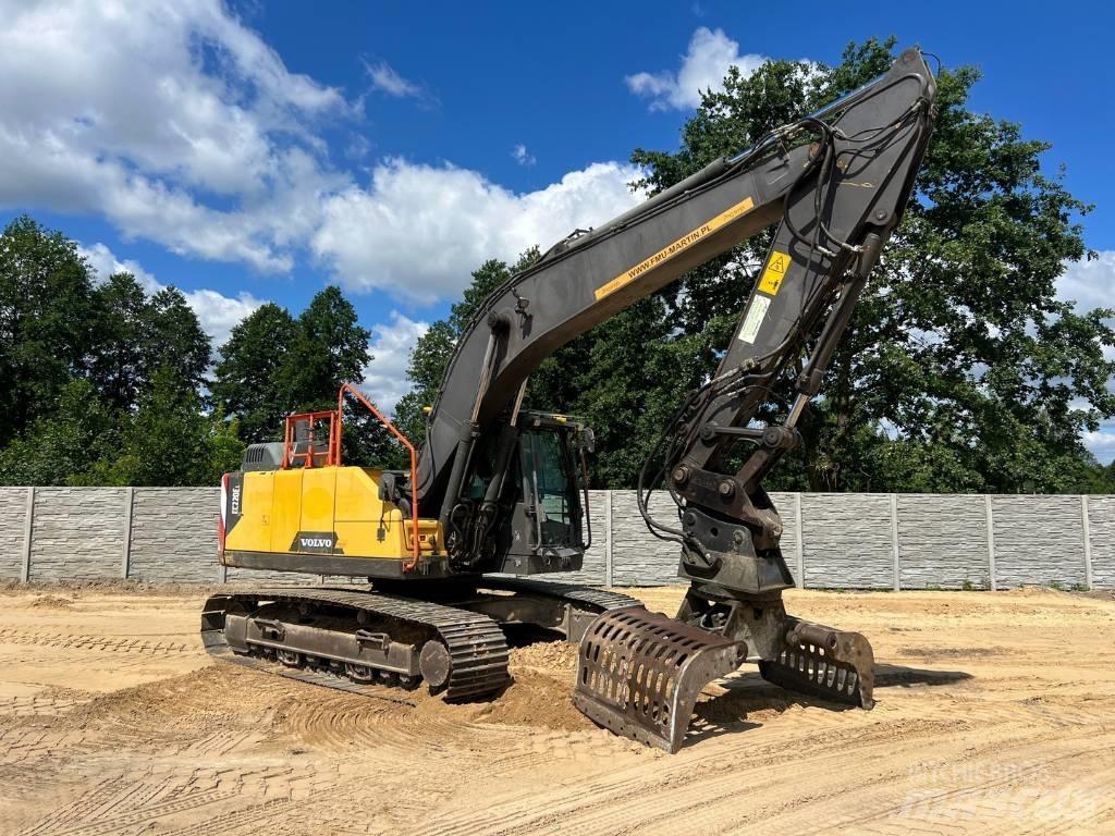 Volvo EC 220 DL Raupenbagger