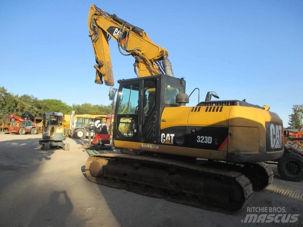 CAT 323 D L Raupenbagger