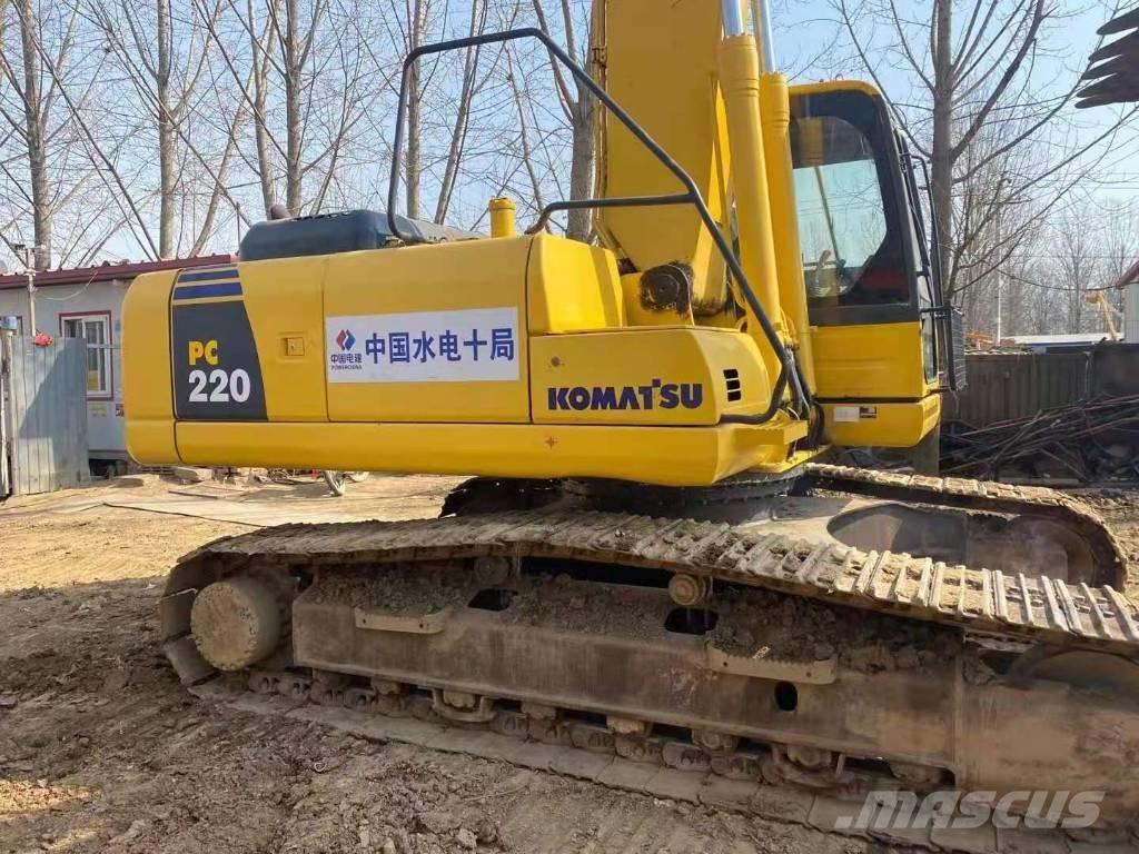 Komatsu PC 220-8 Raupenbagger