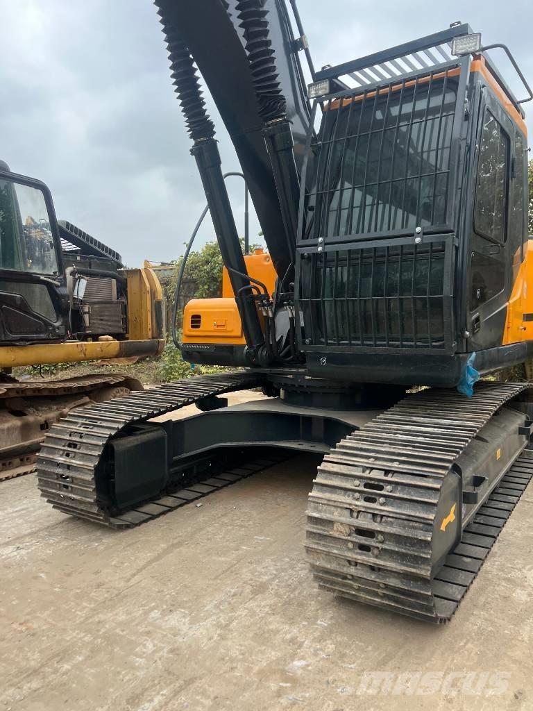 Hyundai HX 220 HD Raupenbagger