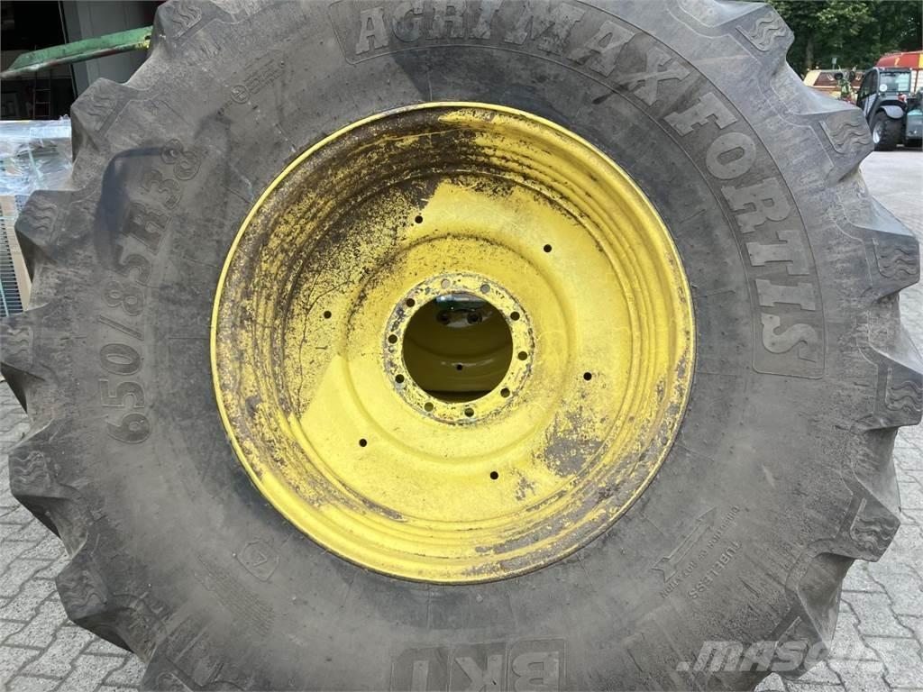BKT 650/85R38 Reifen