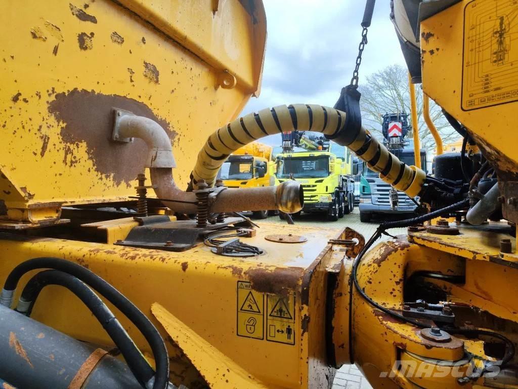 Volvo A35D 6x6 Dumper - Knickgelenk