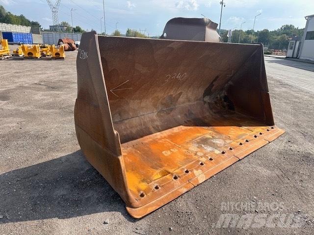 Volvo L 220 E BUCKET Schaufeln