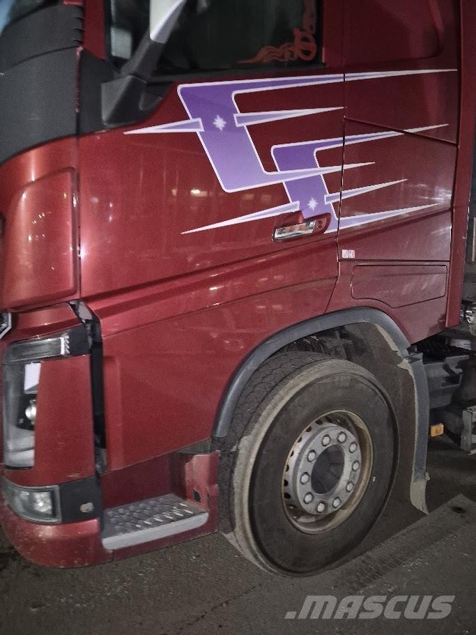 Volvo FH16 8x4  750 Holztransporter