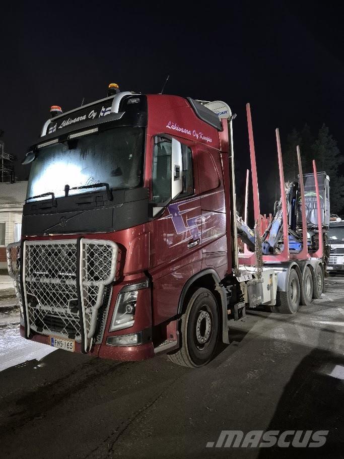 Volvo FH16 8x4  750 Holztransporter
