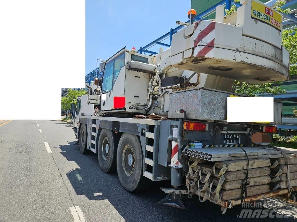 Liebherr LTM 1055 Kranen voor alle terreinen