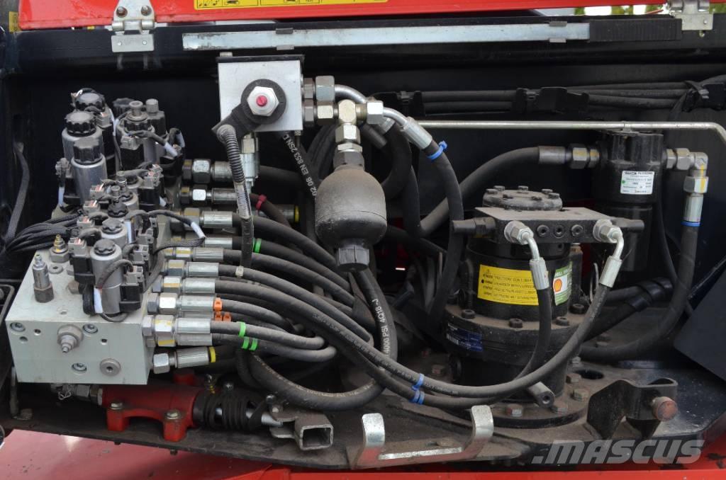 Manitou ManGo 12 Gelenkteleskoparbeitsbühnen