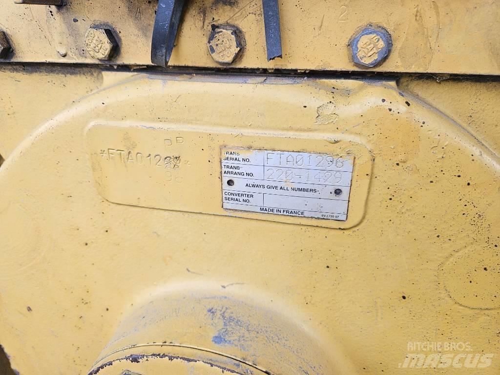 CAT D 6 T XL Bulldozer