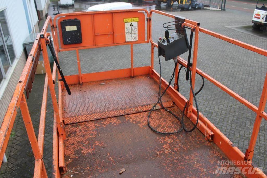 JLG M 3369 Scheren-Arbeitsbühnen
