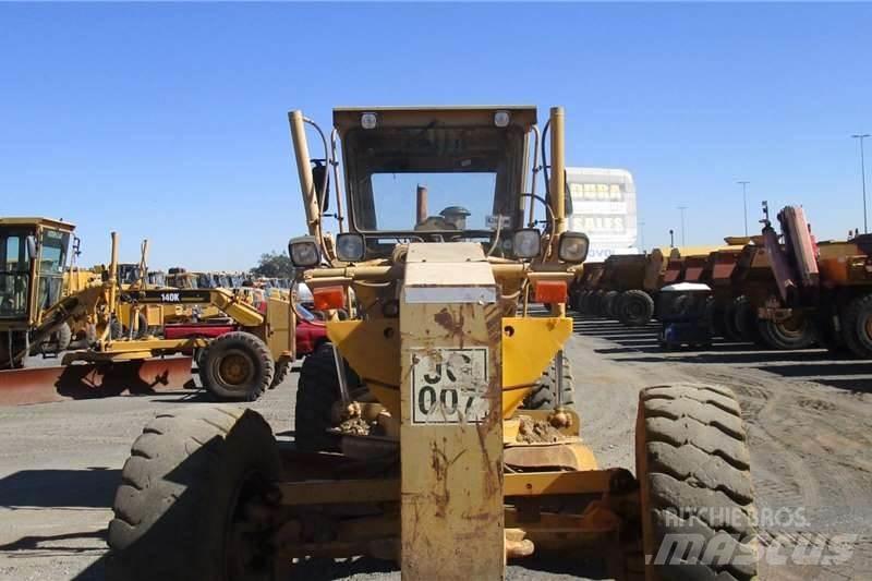 CAT 160H Grader