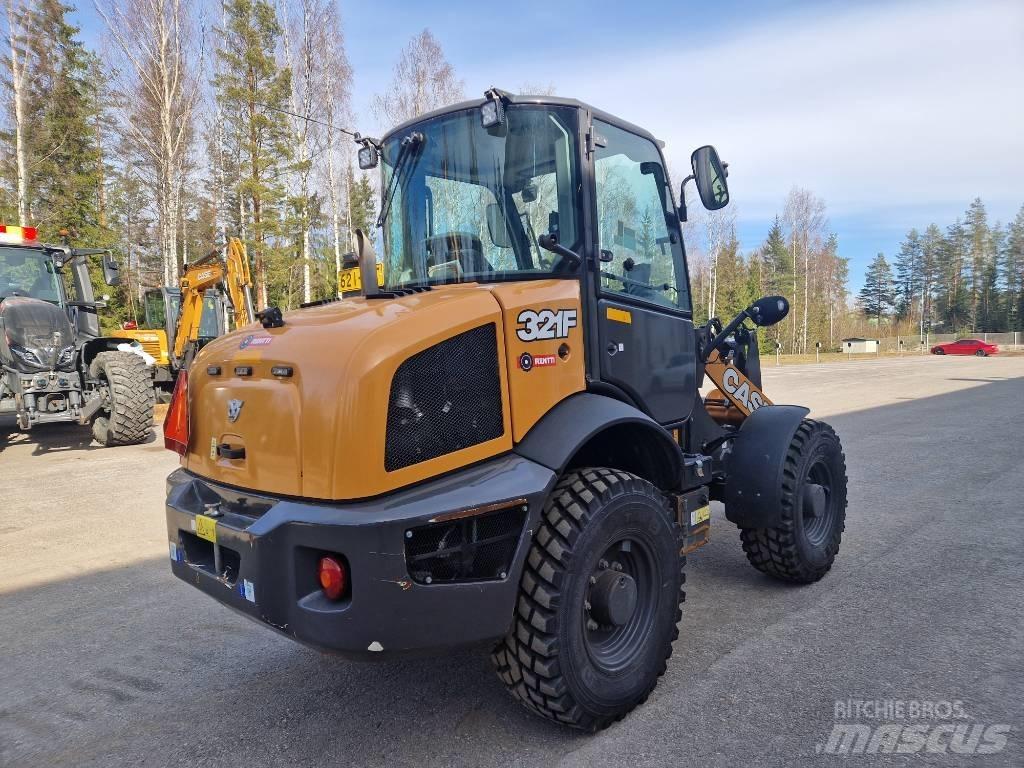 CASE 321 F Radlader