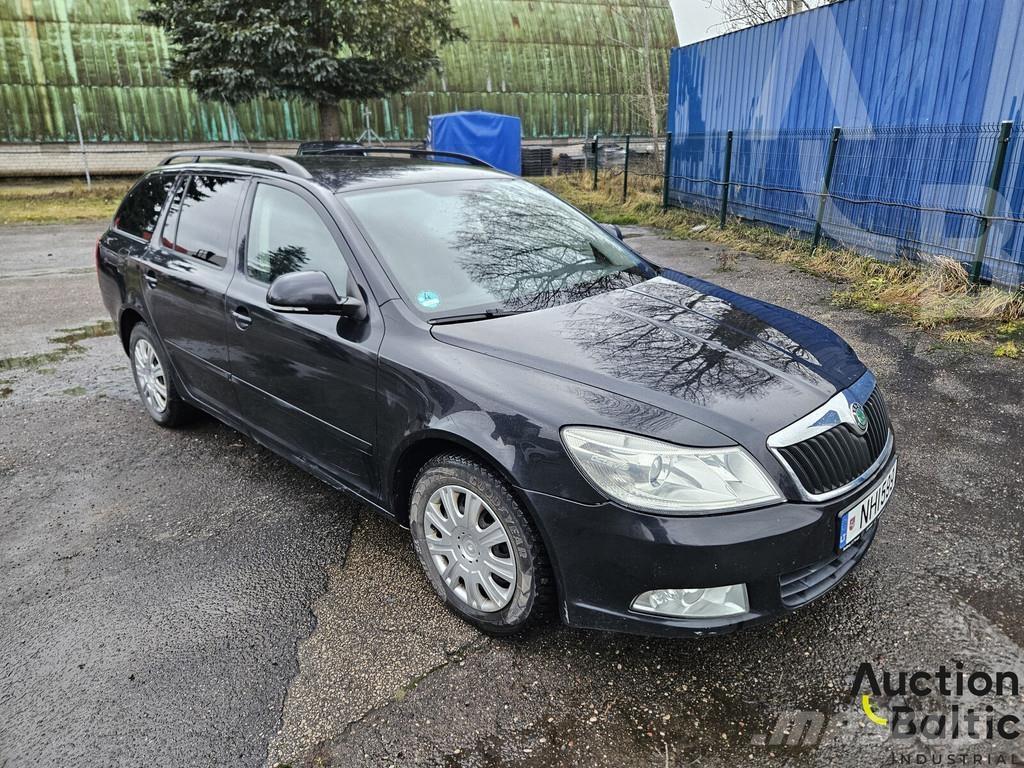 Skoda Octavia PKWs