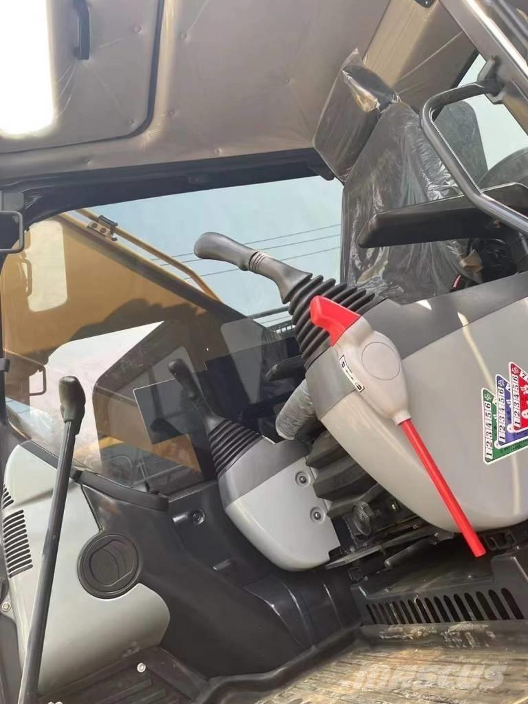 Komatsu PC 200 8N Raupenbagger