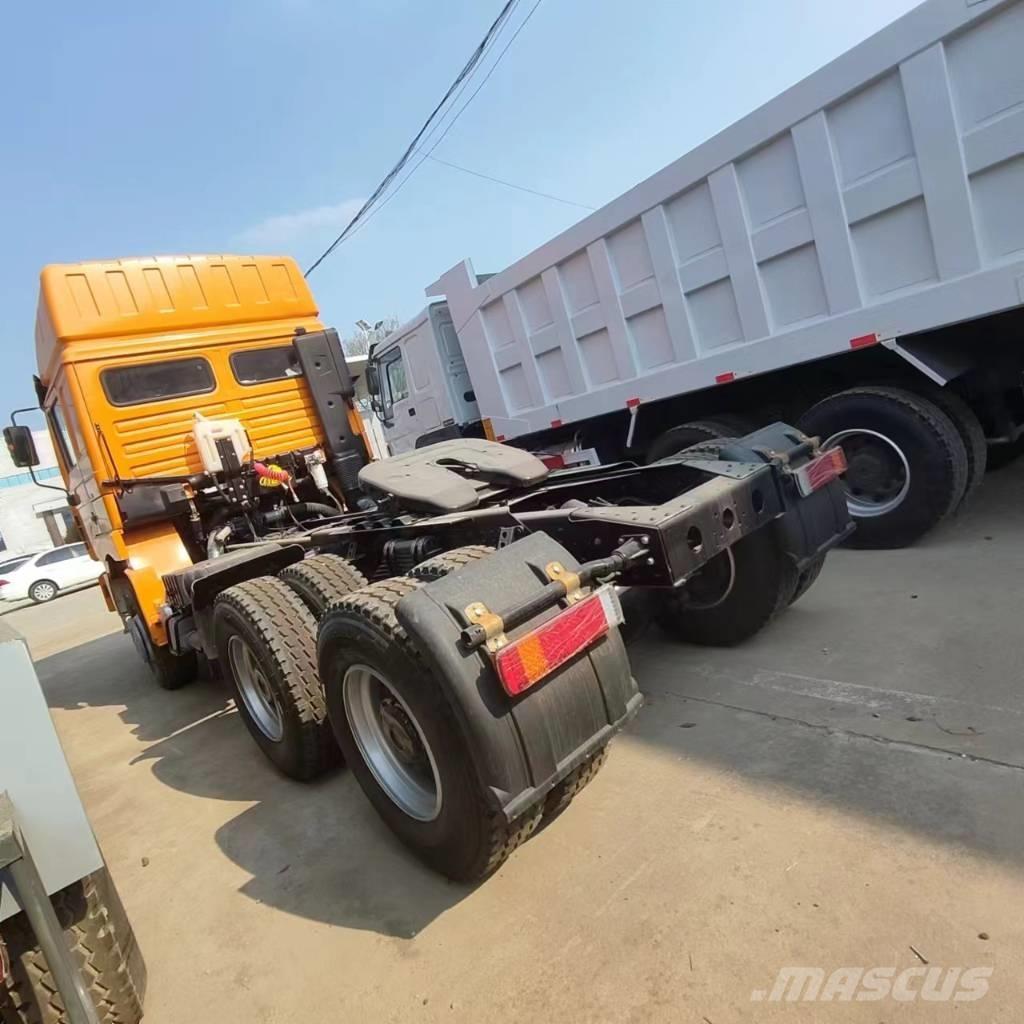 Shacman F3000 6x4 Sattelzugmaschinen
