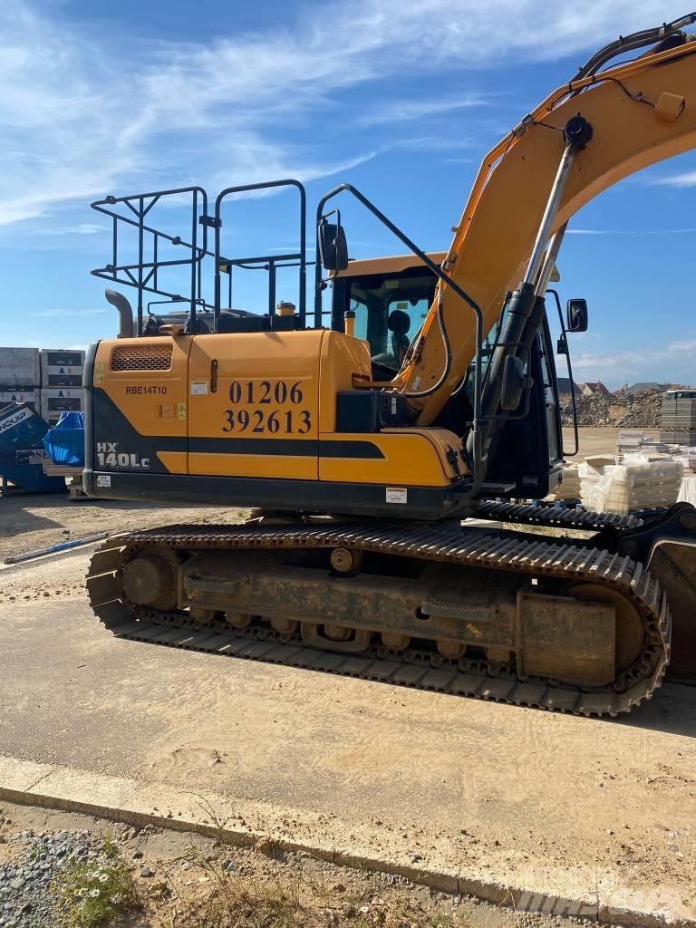 Hyundai HX140LC Raupenbagger