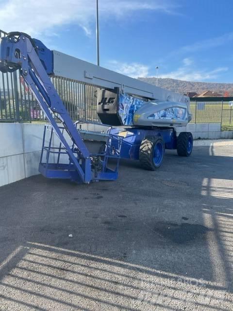 JLG 1250 AJP Gelenkteleskoparbeitsbühnen