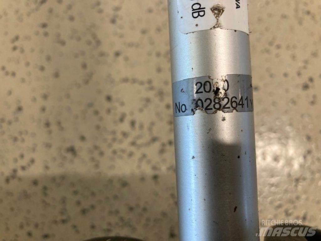 Dolmar LT-246.4 Kettensägen und Räumsägen