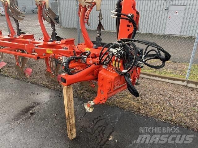 Kubota RM 4005 V Wendepflüge
