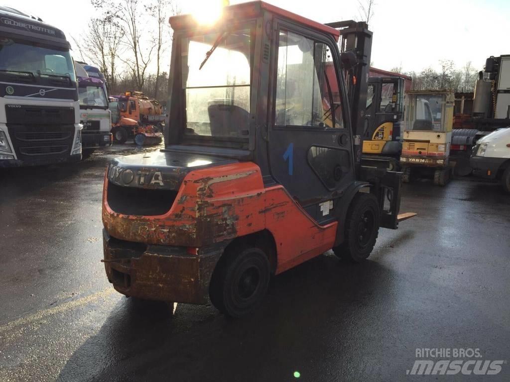 Toyota 02-8 FD JF 35 Diesel heftrucks